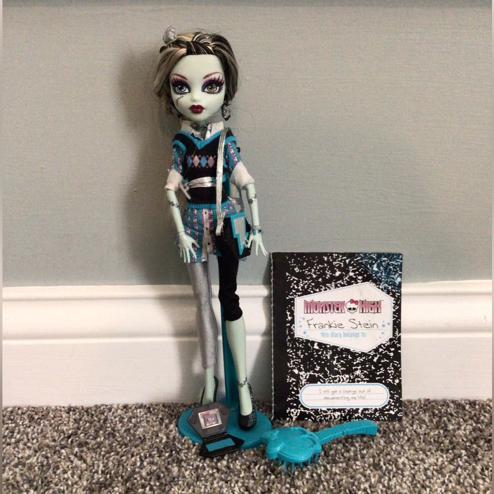 Frankie Stein School’s Out Doll